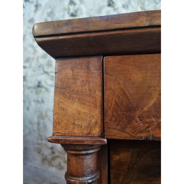 French Empire Walnut Commode, Early 19th Century For Sale - Image 10 of 18
