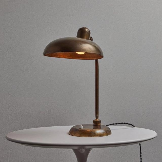 1940s Giovanni Michelucci Patinated Brass Ministerial Table Lamp for Lariolux For Sale - Image 10 of 12