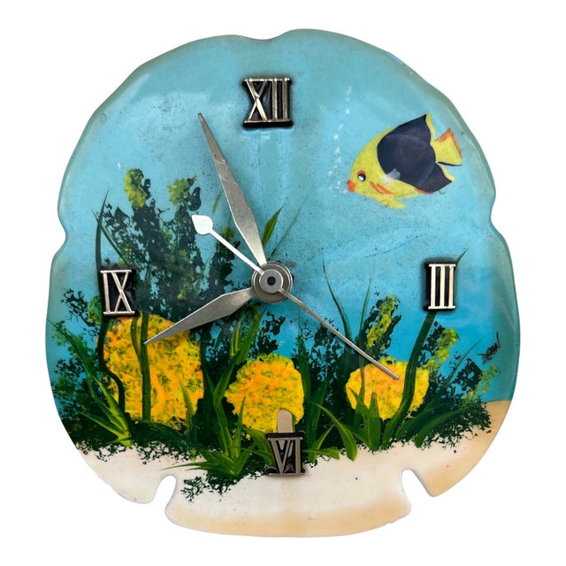 Mid 20th Century Hand Painted Sand Dollar Desk Clock For Sale