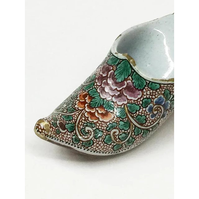 Small Dutch 18th Century Polychrome Earthenware Shoe Slippery For Sale - Image 6 of 8