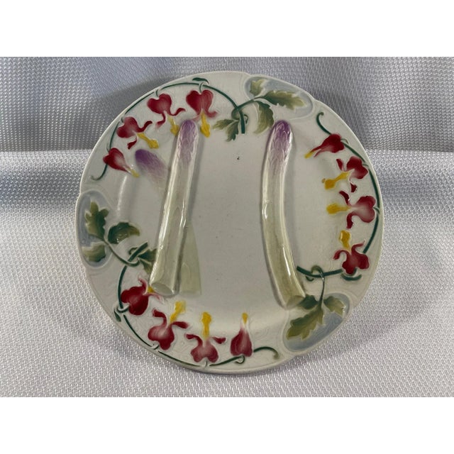 A lovely French Faience Asparagus Plate by Keller and Guerin of the Saint Clement ceramics factory in North Eastern...