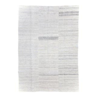 Galerie Shabab Collection Mid-20th Century Handmade Turkish Flatweave Kilim Accent Rug For Sale