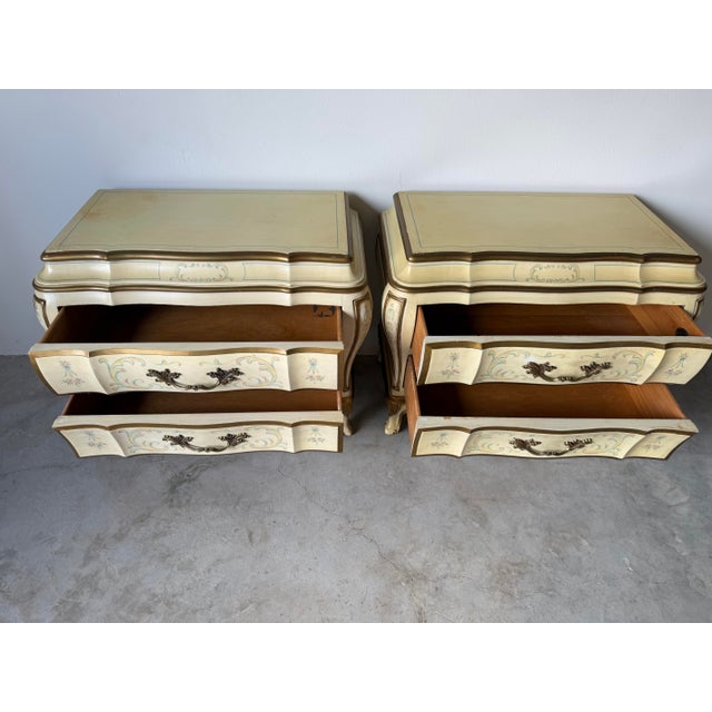 1970s Vintage Karges French Provincial Louis XV-Style Two-Drawer Nightstands – A Pair For Sale - Image 5 of 13