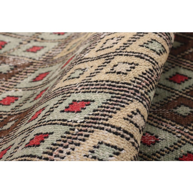 Zeki Muren Vintage Turkish Sivas Rug, 02'05 X 07'03 For Sale In Dallas - Image 6 of 11