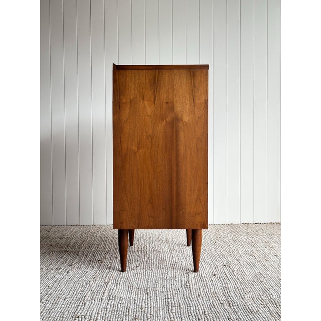 Vintage Mid Century Walnut Five-Drawer Dresser For Sale - Image 10 of 11