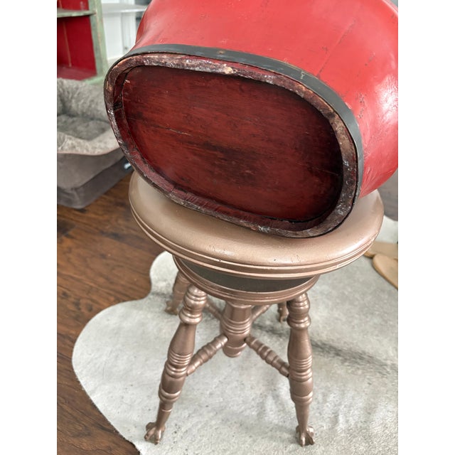 Antique Chinese Qing Dynasty Red Lacquer Wedding Basket — Carved Gilt Handle For Sale - Image 4 of 4
