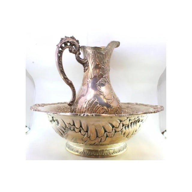 Lavender and Silver Gum with Reliefs, in Very Good conditions. Designed 1890 to 1919 This piece has an attribution mark, I...