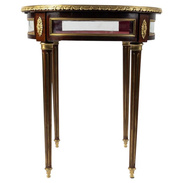 Early 20th Century Louis XVI Display Table For Sale - Image 9 of 9