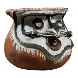 Vintage Folk Art Anthropomorphic Papa New Guinea Chambri Wood Fired Clay Damarau