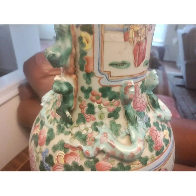 Chinese 19th Century Antique Chinese Hand Painted Enameled Lamp For Sale - Image 3 of 6