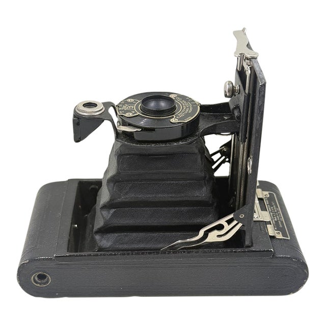 Antique 1920s Eastman Kodak No.2 Folding Hawk-Eye Model B Camera With Kodex Shutter For Sale