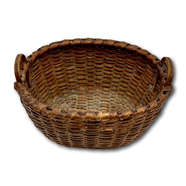 Small Size Late 19th Century Antique American Hand Woven Ash Splint Bread Basket - Nice Original Color & Patina For Sale - Image 17 of 18