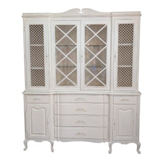 1970s Vintage French-Louis XV Style Painted China Hutch/ Display Cabinet For Sale
