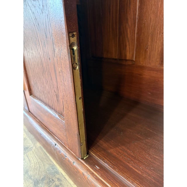 Early 20th Century Tall Oak Cabinet / Pantry For Sale - Image 11 of 18