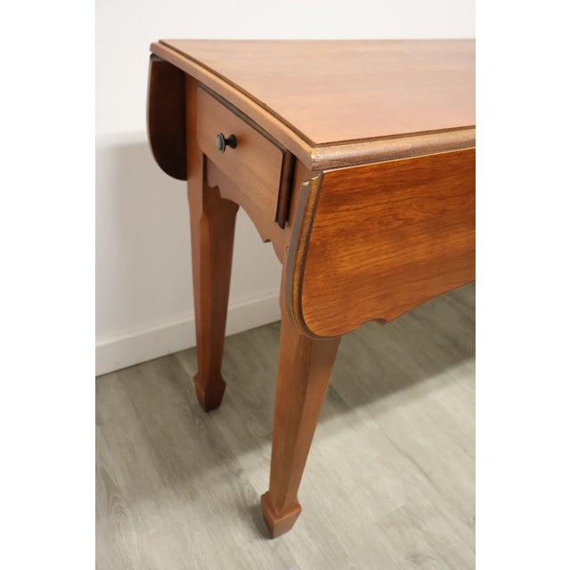 1980s Vintage Broyhill Cherry Drop-Leaf Sofa Console Table With Dual Drawers For Sale - Image 5 of 9