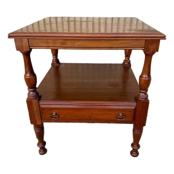 Vintage Pensylvania House Traditional 2 Tier Side Table For Sale