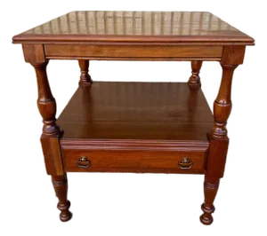 Vintage Pensylvania House Traditional 2 Tier Side Table