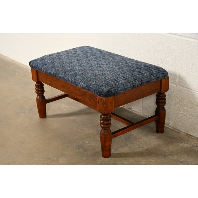 Stickley Brothers Antique Arts & Crafts Carved Oak Barley Twist Lounge Chair With Ottoman, Circa 1920s For Sale - Image 12 of 17