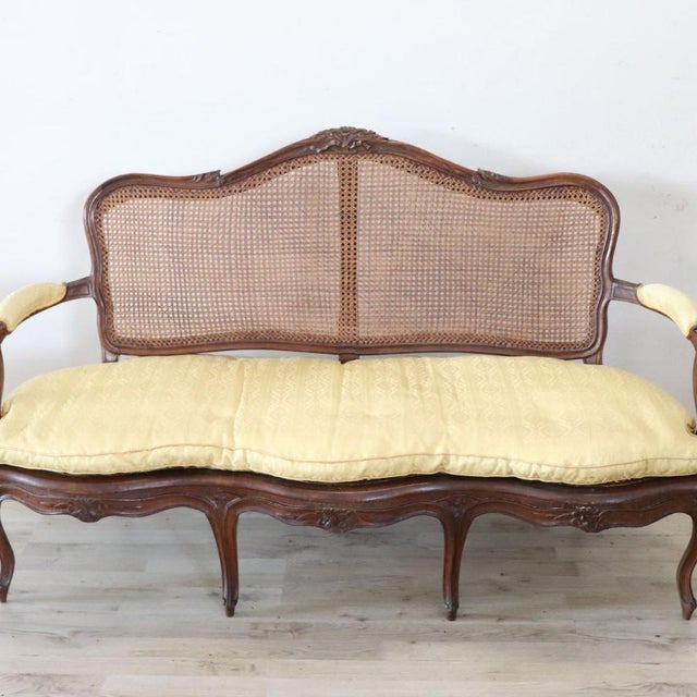Antique Walnut Sofa in Vienna Straw, 1700s For Sale - Image 6 of 16