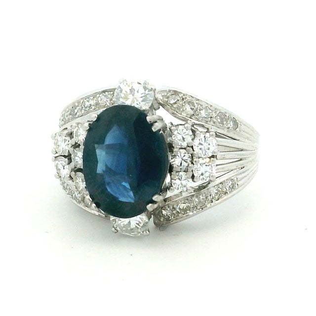 1980s Platinum Natural Thai Sapphire & Diamond Ring, Gia Certified 4.33 Carats, Size 8 For Sale - Image 11 of 12