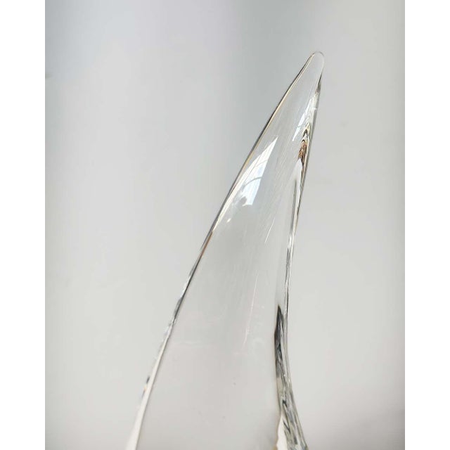 Vintage crystal sculpture of an abstract sailboat by Daum, France c. 1970's. The piece is in great condition with no chips...