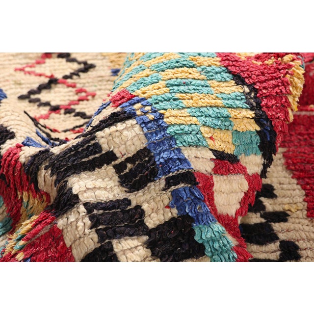 Vintage Azilal Moroccan Rug, 05'00 X 07'01 For Sale In Dallas - Image 6 of 10