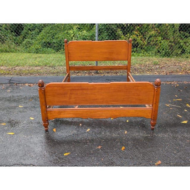 Embrace timeless American craftsmanship with this stunning vintage Cushman-style colonial maple bedframe. Expertly crafted...