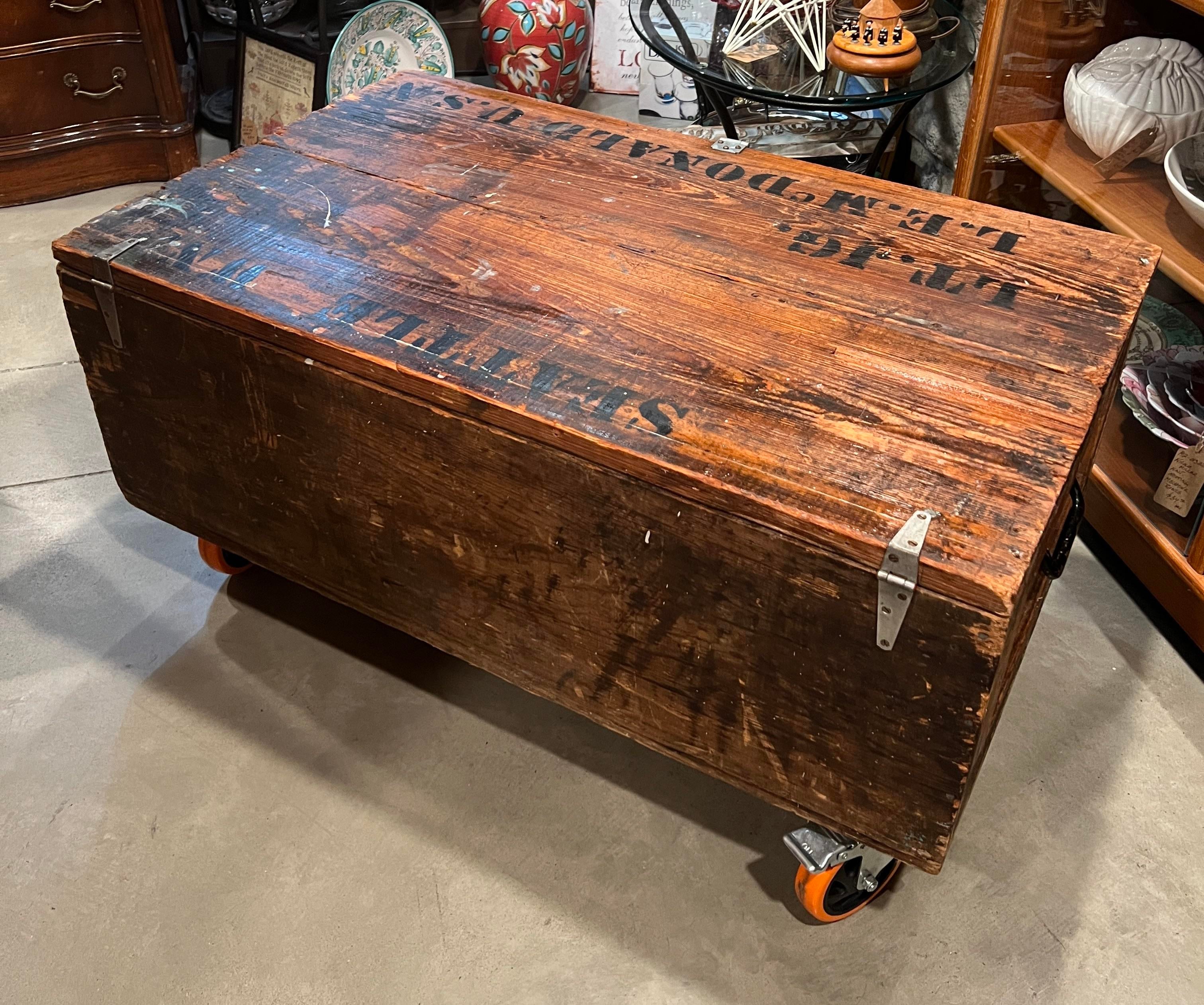 1940s WWII Era U. S. Navy Sailor Footlocker Trunk – L.E. McDonald