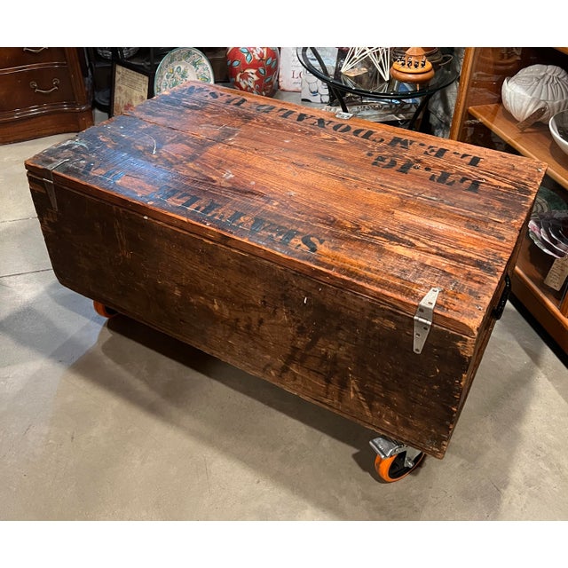1940s 1940s WWII Era U. S. Navy Sailor Footlocker Trunk – L.E. McDonald USN– Original Stencil Military Chest Coffee Table For Sale - Image 5 of 6