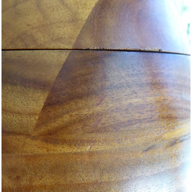 1970s New Hampshire Craftman Daniel Loomis Valenza Cadejo Collection Designed Organic Modern Solid Staved Heavily Figured Walnut Serving Ice Bucket For Sale - Image 14 of 17