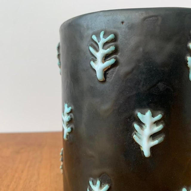 Mid-Century Signed Black Ceramic Box, 1960s For Sale - Image 6 of 18