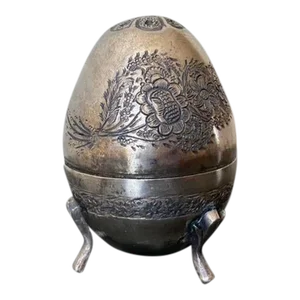 19th Century Antique English Silverplate Egg Shaped Sugar Shaker Etched in Art Nouveau Style