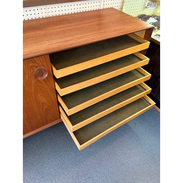 Danish Teak Sliding Door Credenza C1960s Attributed to Fredrik Kayser For Sale - Image 9 of 18