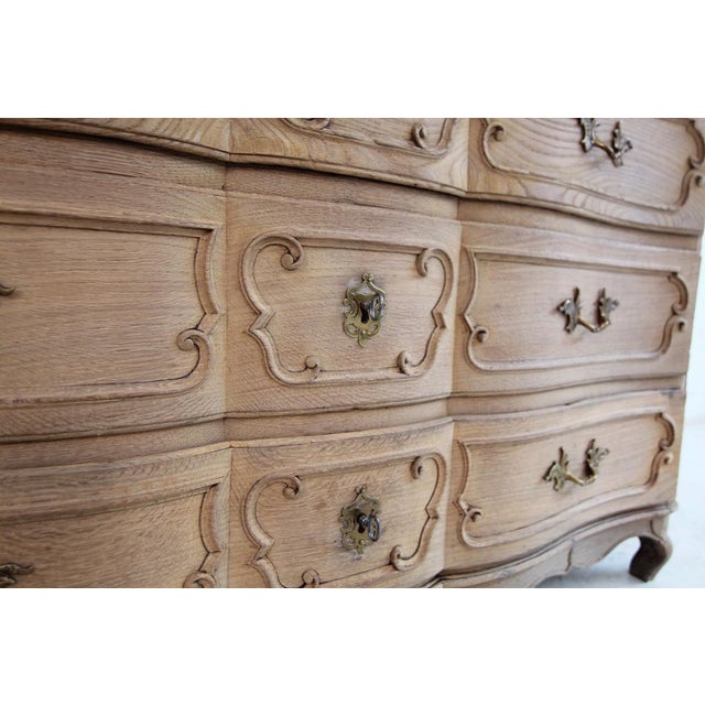 Early 19th Century Louis XV Chest of Drawers For Sale - Image 13 of 18