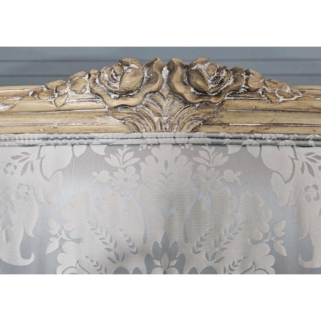 Wood Late 20th Century Stickley Louis XVI Style Enamel Painted Blue Damask Upholstered Canapé Settee For Sale - Image 7 of 13