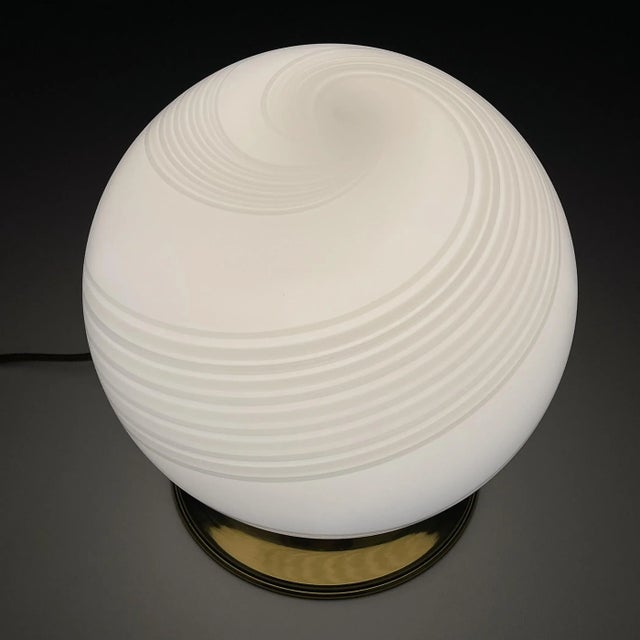 Gold Vintage White Murano Table Lamp, Italy, 1970s For Sale - Image 8 of 13