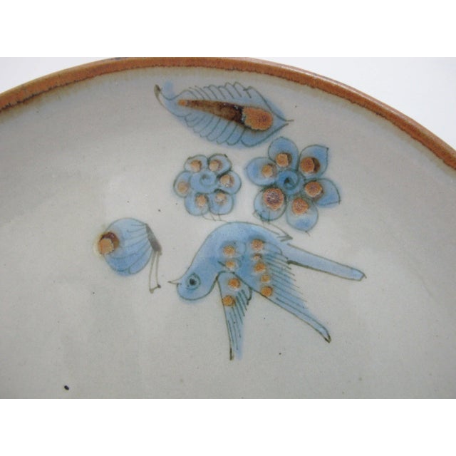 Mexican Ken Edwards El Palomar Blue Bird Flower Mexican Folk Art 11 3/4" Pottery Platter For Sale - Image 3 of 6