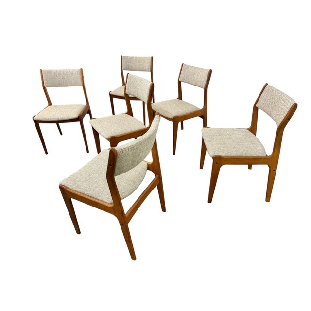 Mid-Century Modern Mid-Century Danish Modern Teak Dining Chairs - Set of 6 For Sale - Image 3 of 6