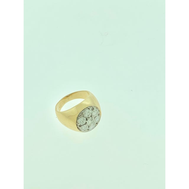 Gemstone 1.75 Carat, 7 Diamonds Traditional Men's Ring 14 Karat Yellow Gold Ring Estate For Sale - Image 7 of 8