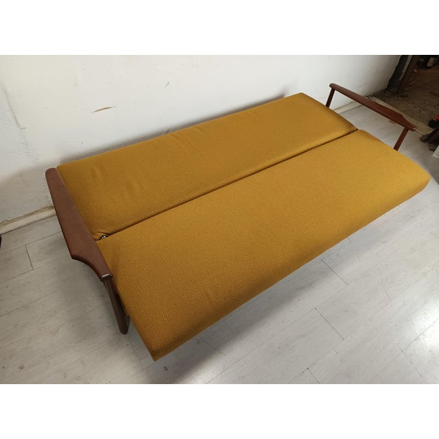 Scandinavian Mustard Bench Sofa, 1960s For Sale - Image 14 of 18