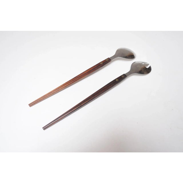 1960s Vintage Japanese Modernist Rosewood and Stainless Steel Salad Tongs/Serving Utensils For Sale - Image 5 of 11