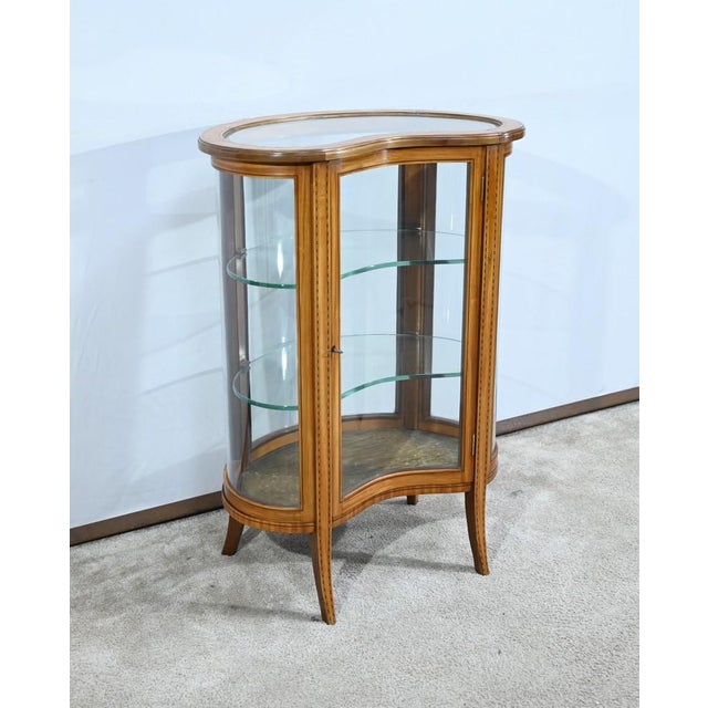 Small Yellow Mahogany Rognon Display Case, 1910s For Sale - Image 3 of 18