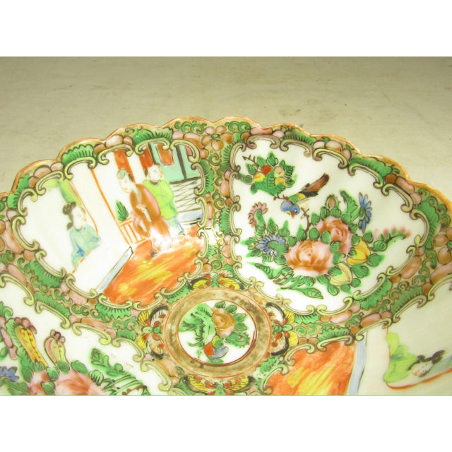 Chinese Rose Medallion Porcelain Dish For Sale - Image 10 of 12