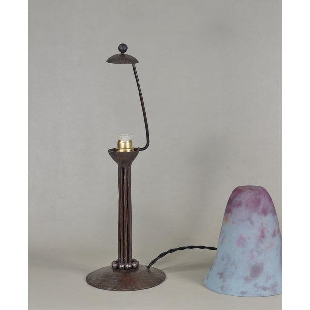French Art Deco Table Lamp by Daum & Vasseur - Wrought Iron 1920s France For Sale - Image 9 of 13