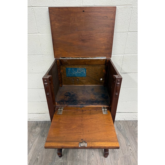 Antique Federal Colonial English Mahogany Lift Top Radio Cabinet Console Stand For Sale - Image 10 of 16