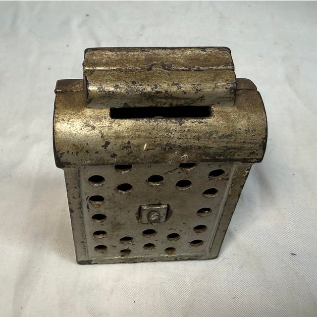 1920s Rare Antique 1920's a.c. Williams Cast Iron Us Mail Still Coin Dime Figural Bank For Sale - Image 5 of 8