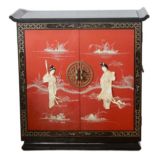 1980s Mid Century Chinoiserie Mother of Pearl Flip Top Liquor Bar Cabinet For Sale