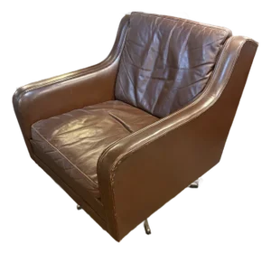 1970s Mid Century Leather Swivel Club Chair