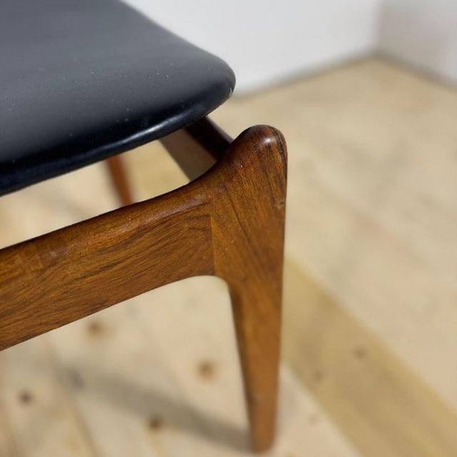 Vintage Rosewood Chairs by Erik Buch, 1960s, Set of 4 For Sale - Image 4 of 11
