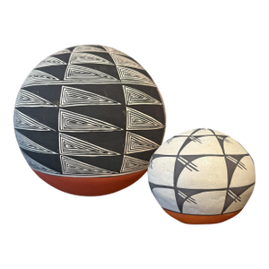 Set of Two Acoma Pueblo Seed Pots